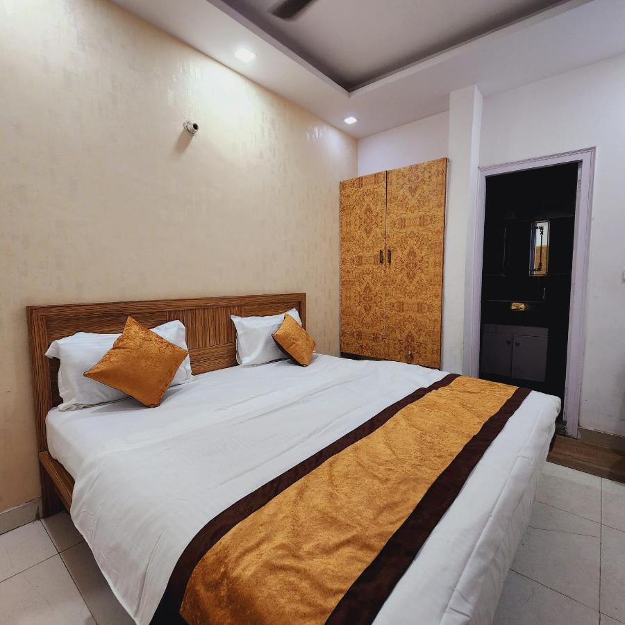 Hotel Royal Afghan New Delhi Luaran gambar