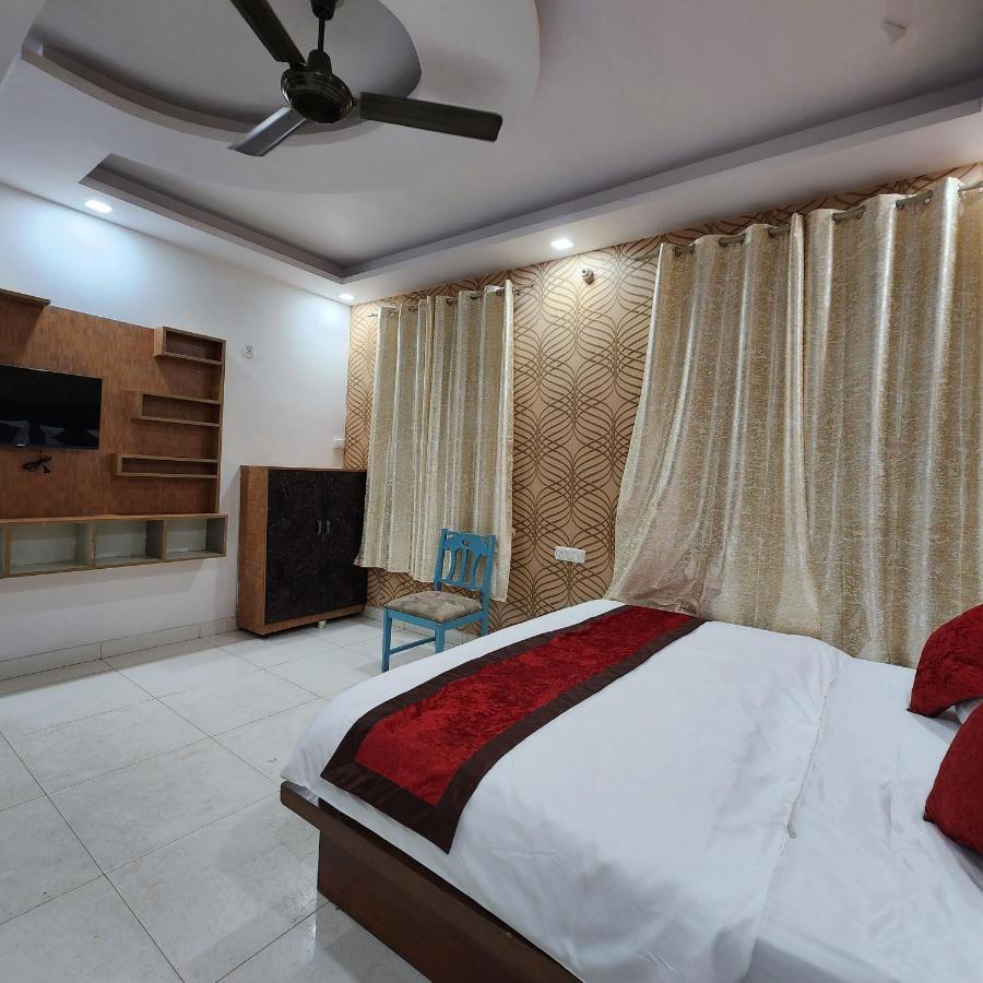 Hotel Royal Afghan New Delhi Luaran gambar