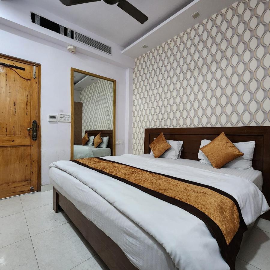 Hotel Royal Afghan New Delhi Luaran gambar