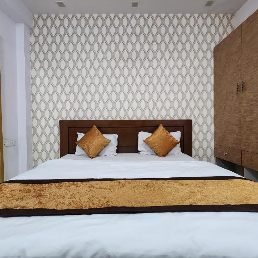 Hotel Royal Afghan New Delhi Luaran gambar